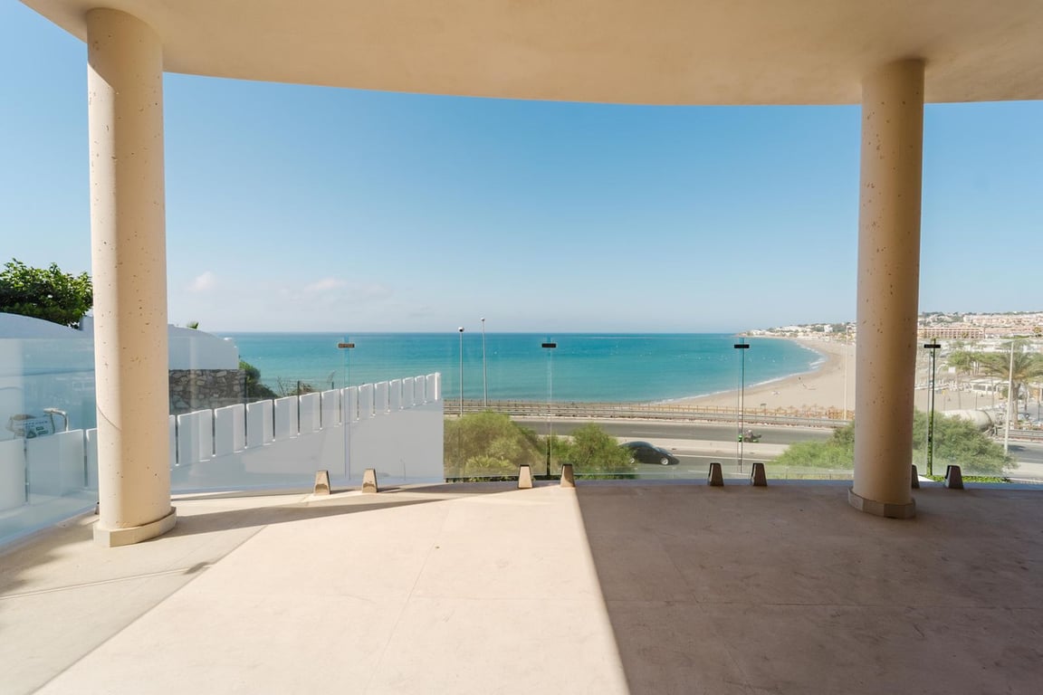 Villa in La Cala De Mijas - Image 2