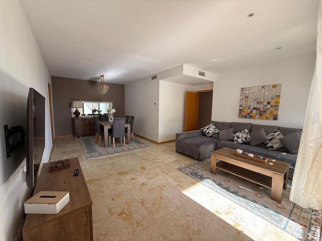 Apartment in Marbella - Image 3