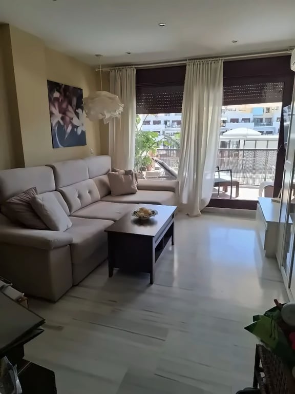 Apartment in Calla de Mijas - Image 3