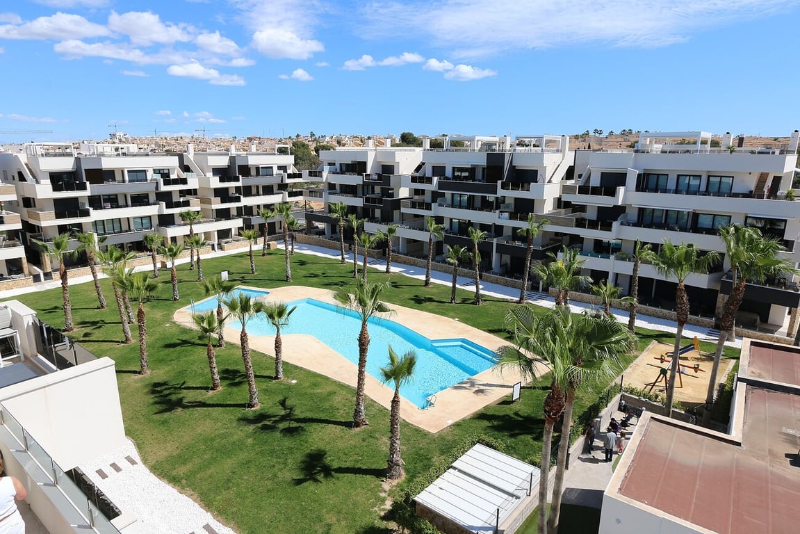 Penthouse in Urbanizacion los Balcones - Image 2