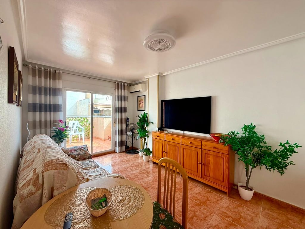Penthouse in Torrevieja - Image 3