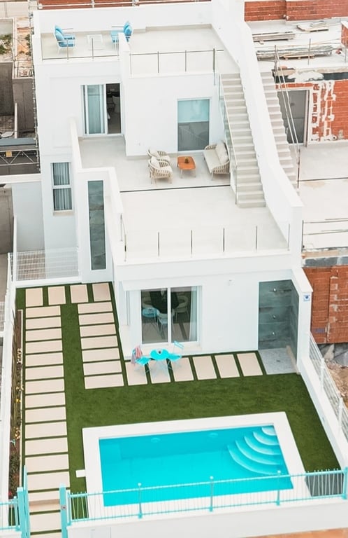 House in Los Alcazares - Image 2