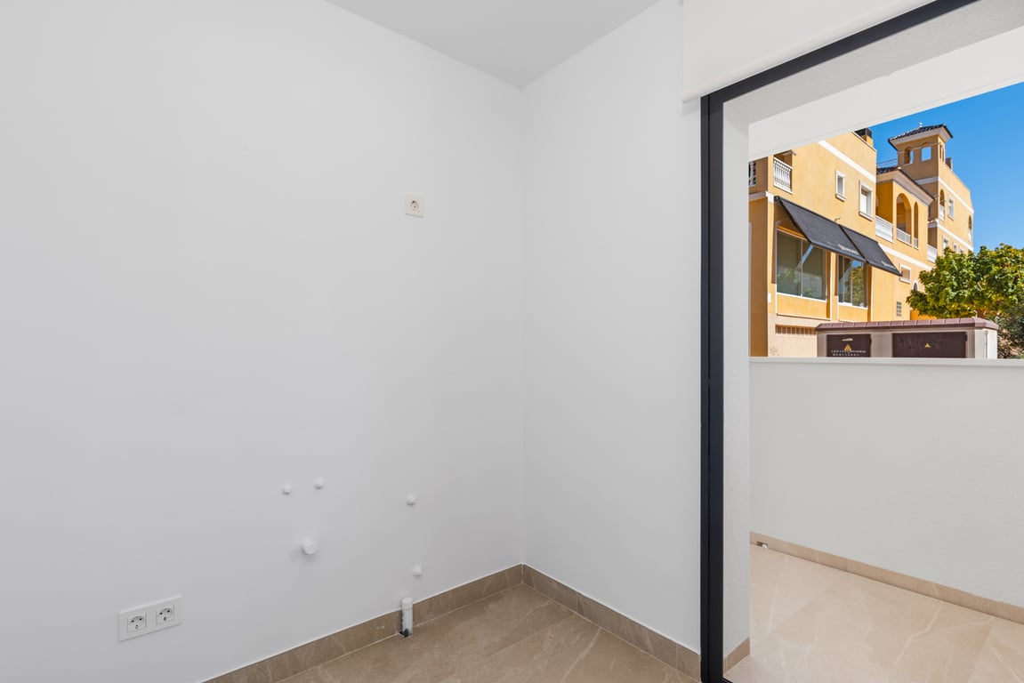 Apartment in Benijofar - Image 3