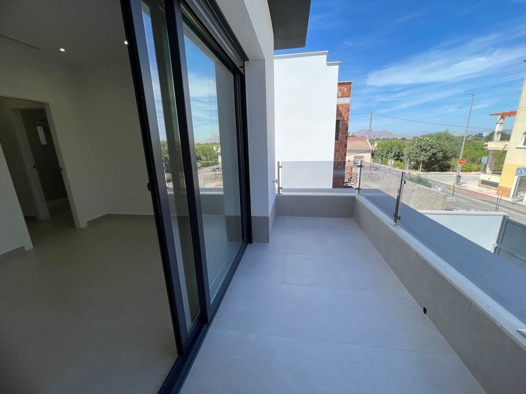 House in Heredades - Image 2