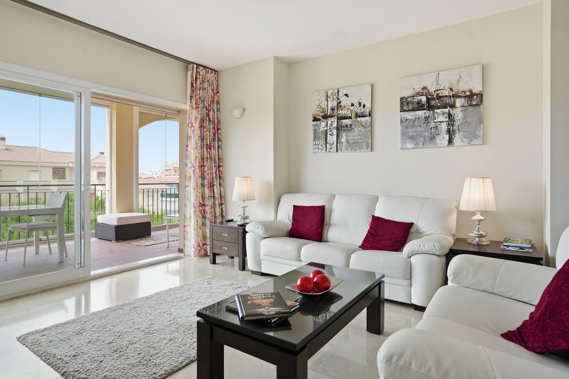 Apartment in El Chaparral - Image 2