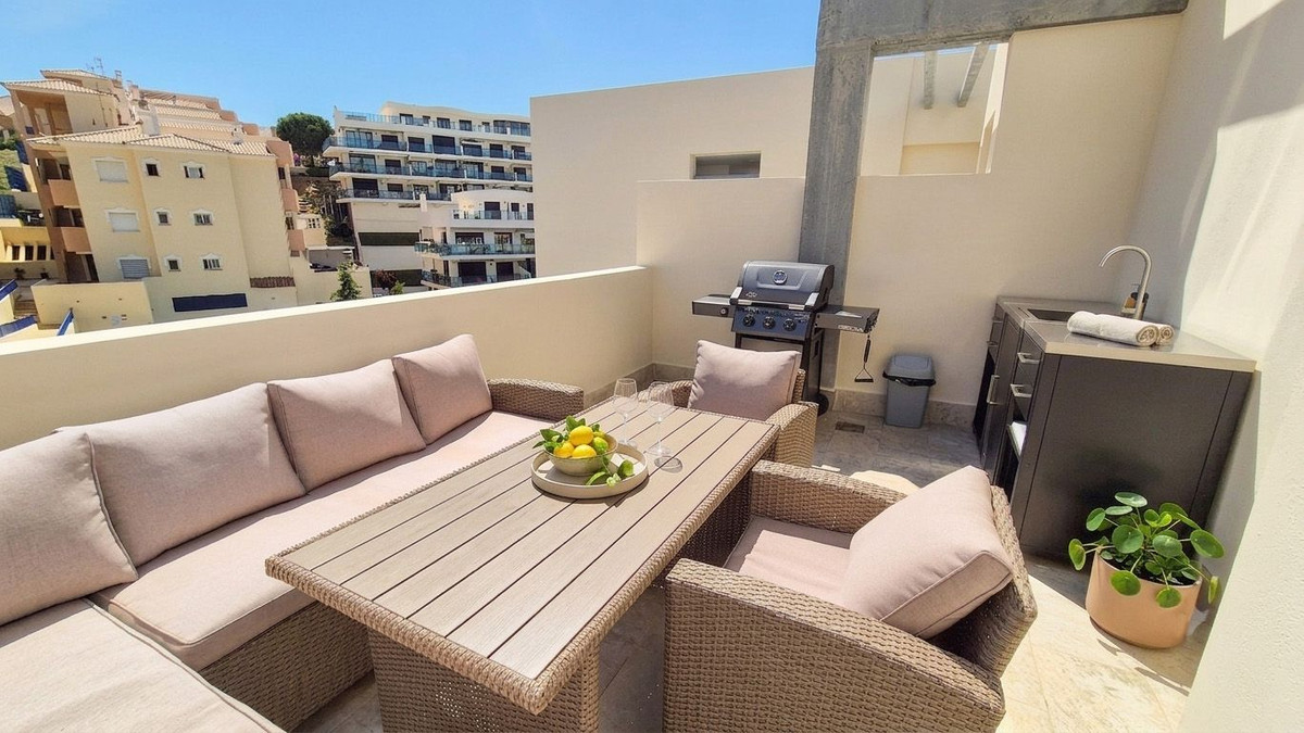Penthouse in Torrenueva - Image 2