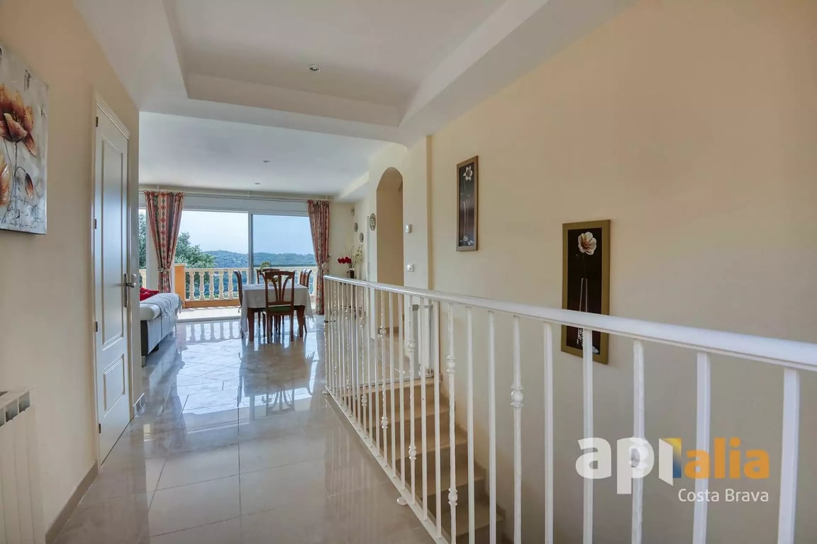 Chalet in Calonge - Image 3