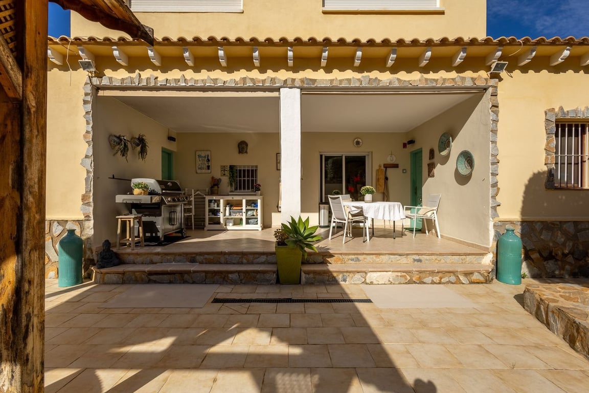 Villa in Almoradi