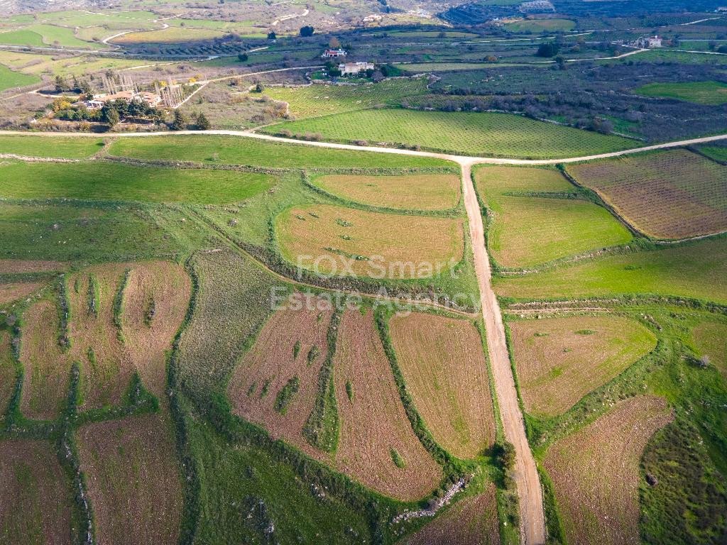 Land in Pano Arodes