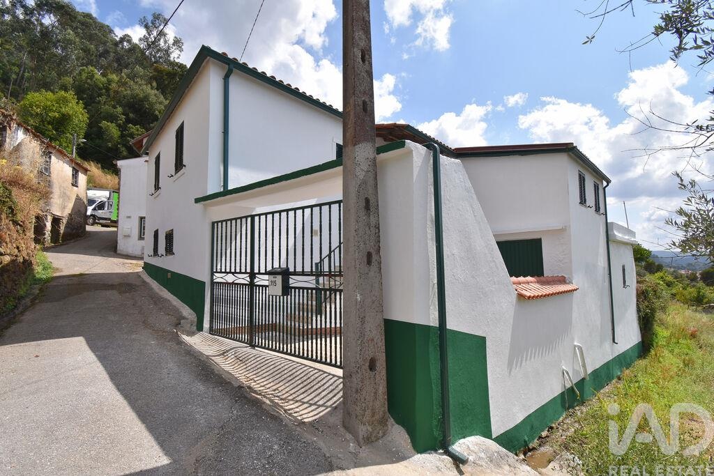 House in Vila Nova - Image 2