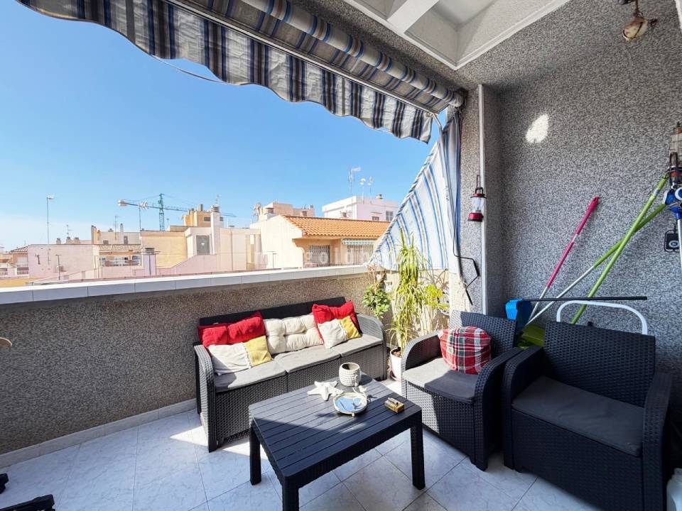 Apartment in Torrevieja - Image 2