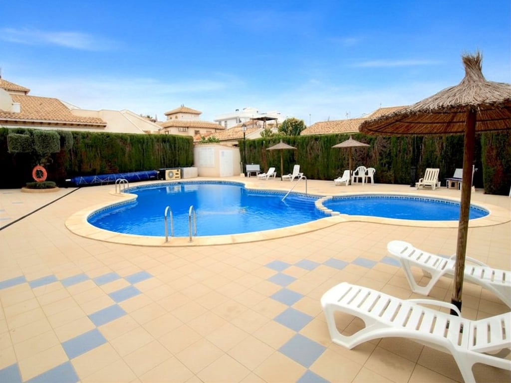 House in Cabo Roig - Image 2