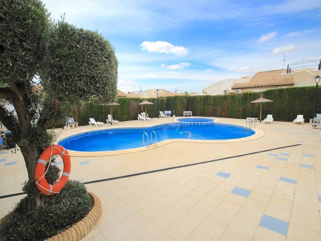 House in Cabo Roig - Image 3