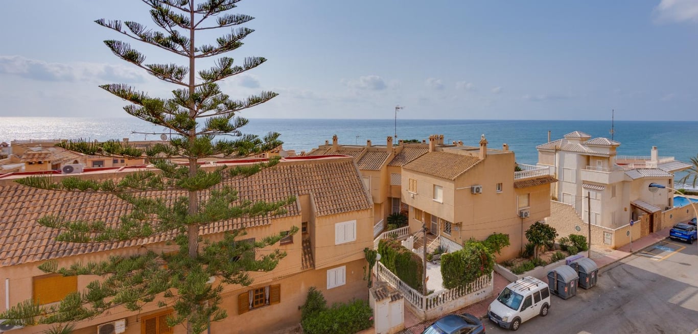 Apartment in Torrevieja - Image 3