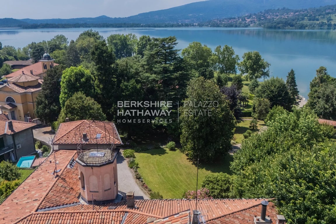 Villa in Bosisio Parini - Image 3