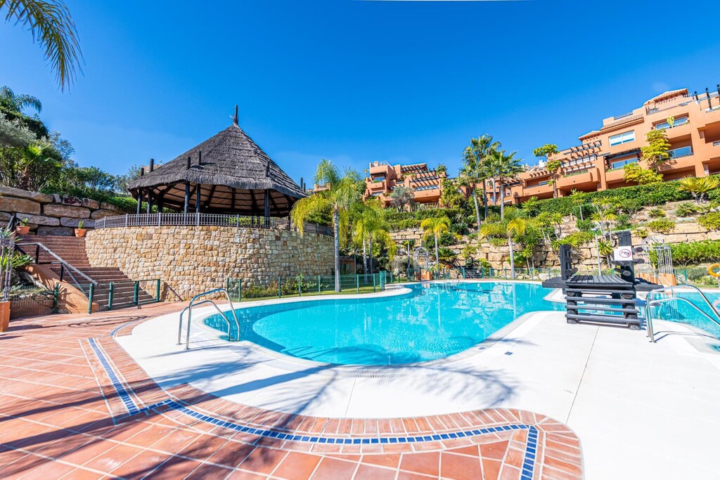 Apartment in Nueva Andalucia