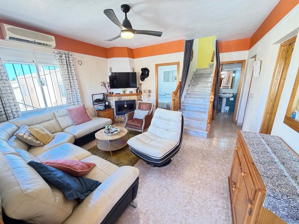 Apartment in Cabo Roig - Image 3
