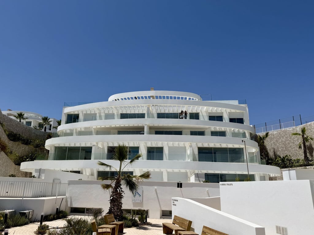 Apartment in La Cala De Mijas - Image 3