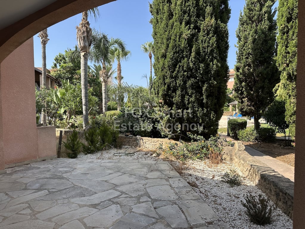 Apartment in Mandria - Image 2