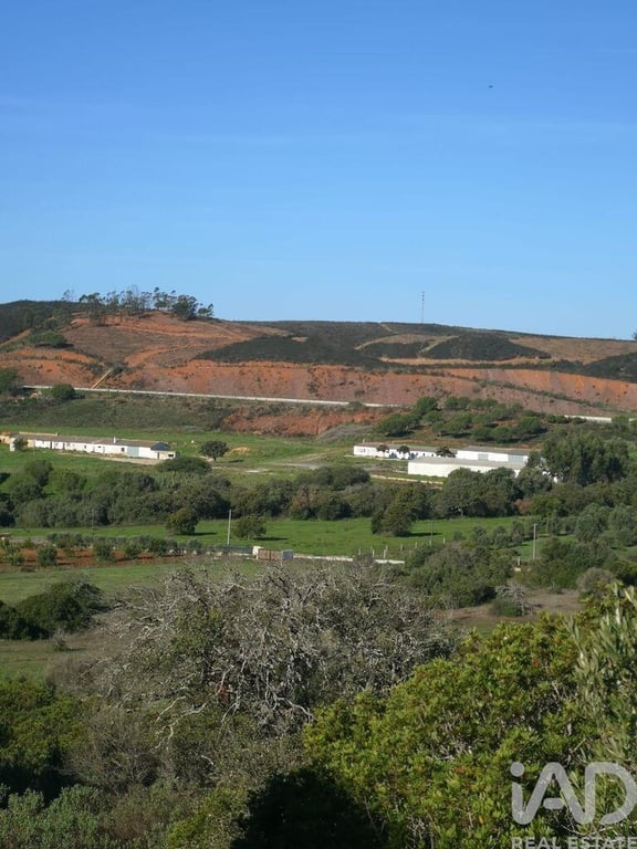 Land in Lagos - Image 3