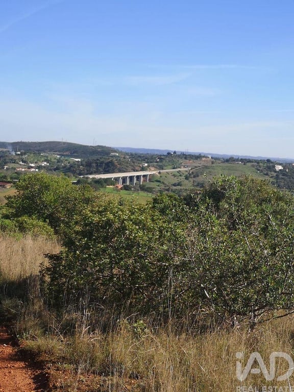Land in Lagos - Image 2