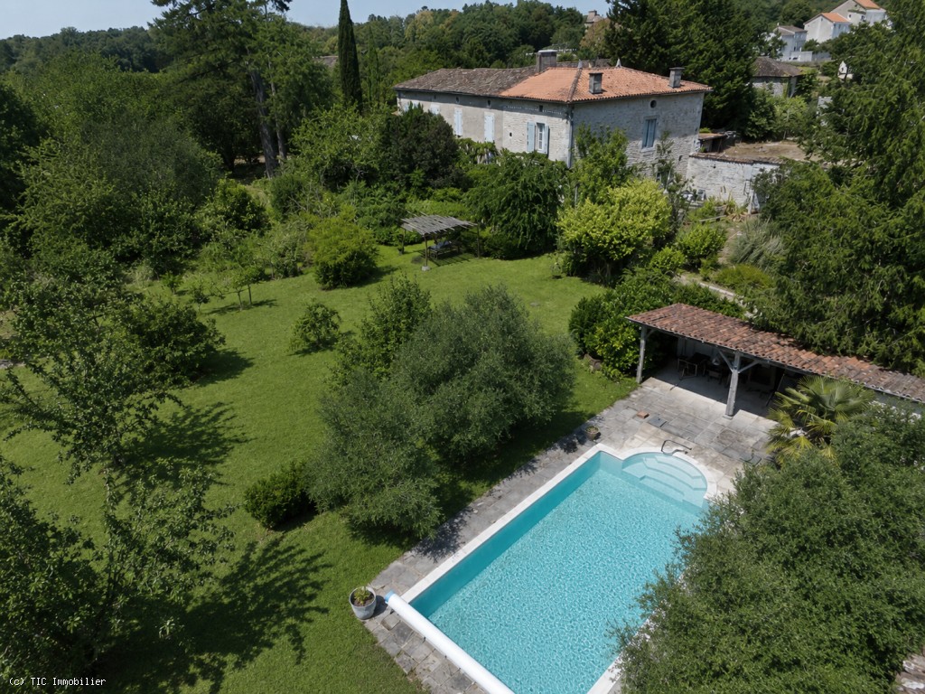 House in Mansle