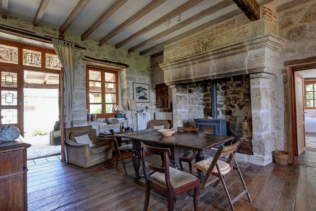 House in Castella - Image 3