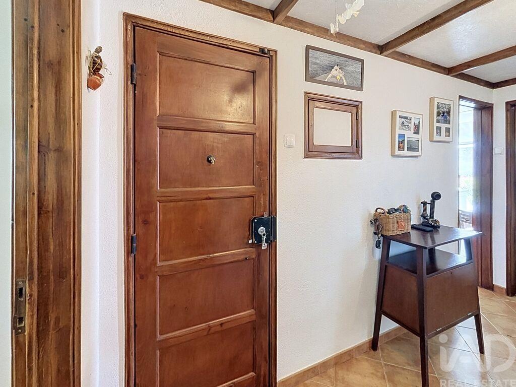 Apartment in Laranjeira - Image 2