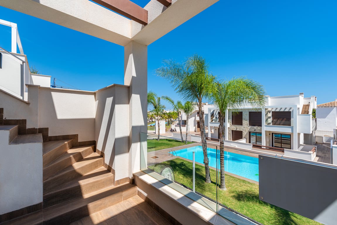 Apartment in Residencia los Altos - Image 3