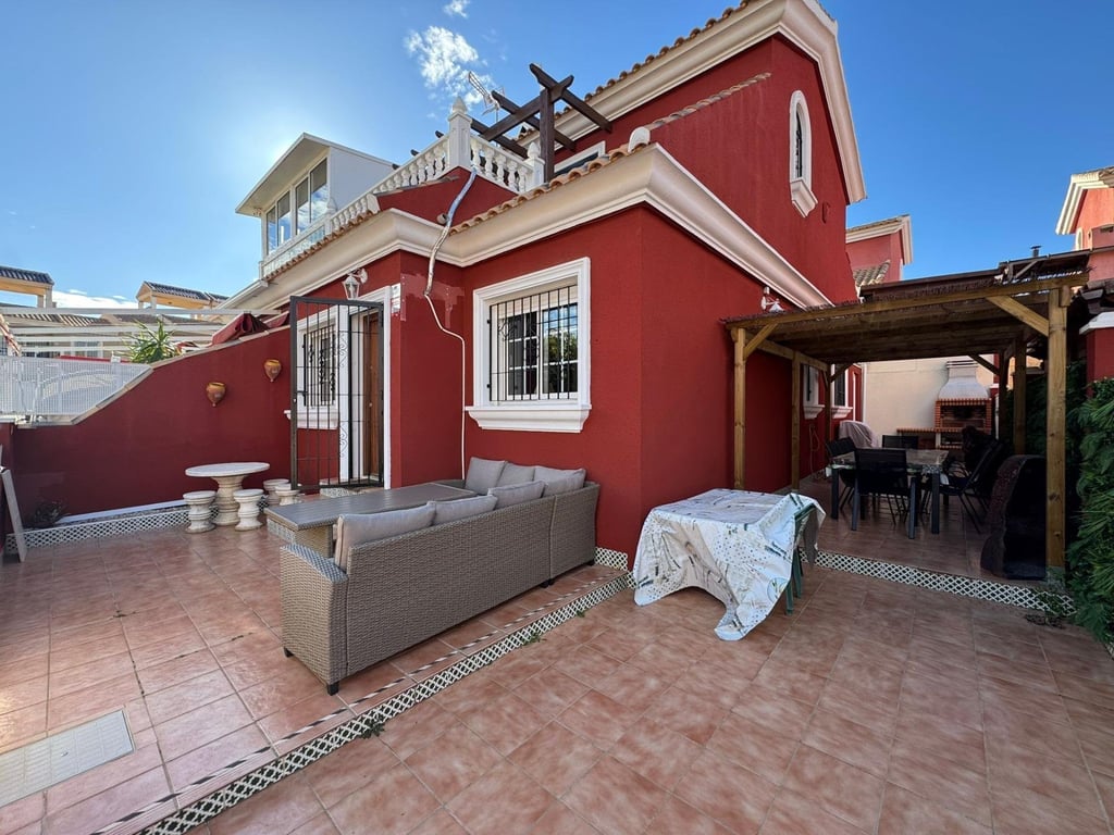 House in Urbanizacion los Balcones