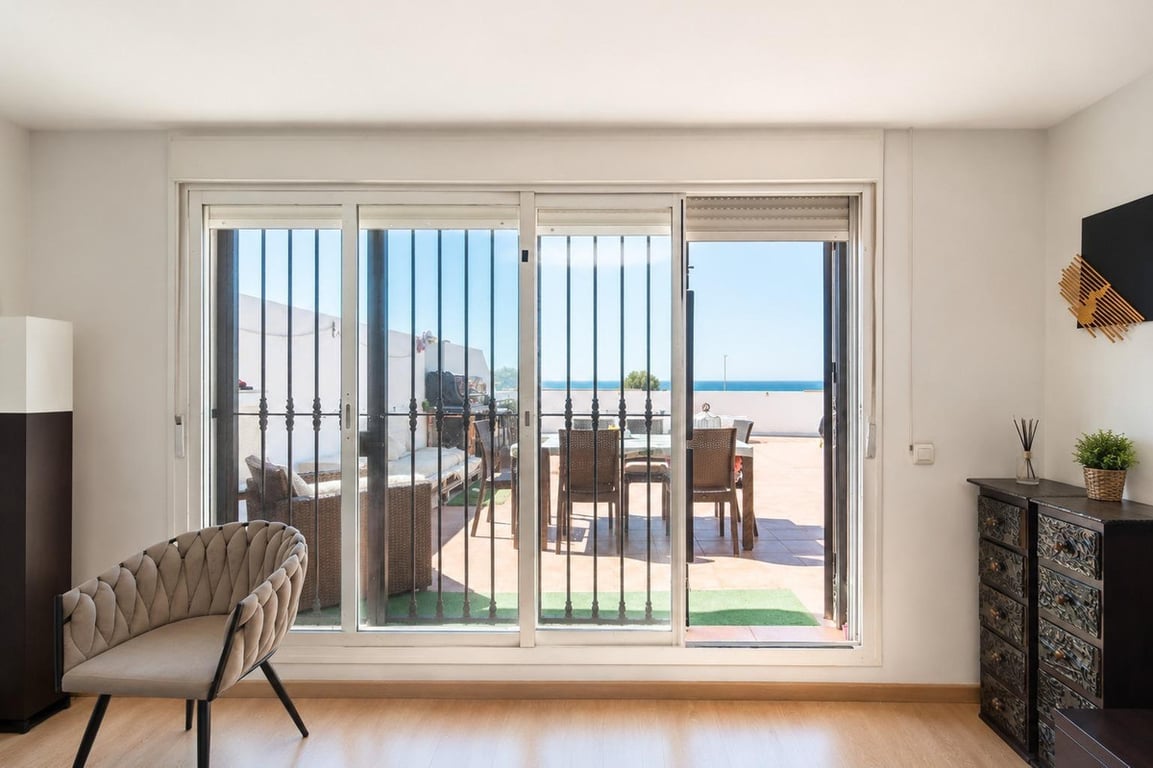 Apartment in Marbella - Image 3