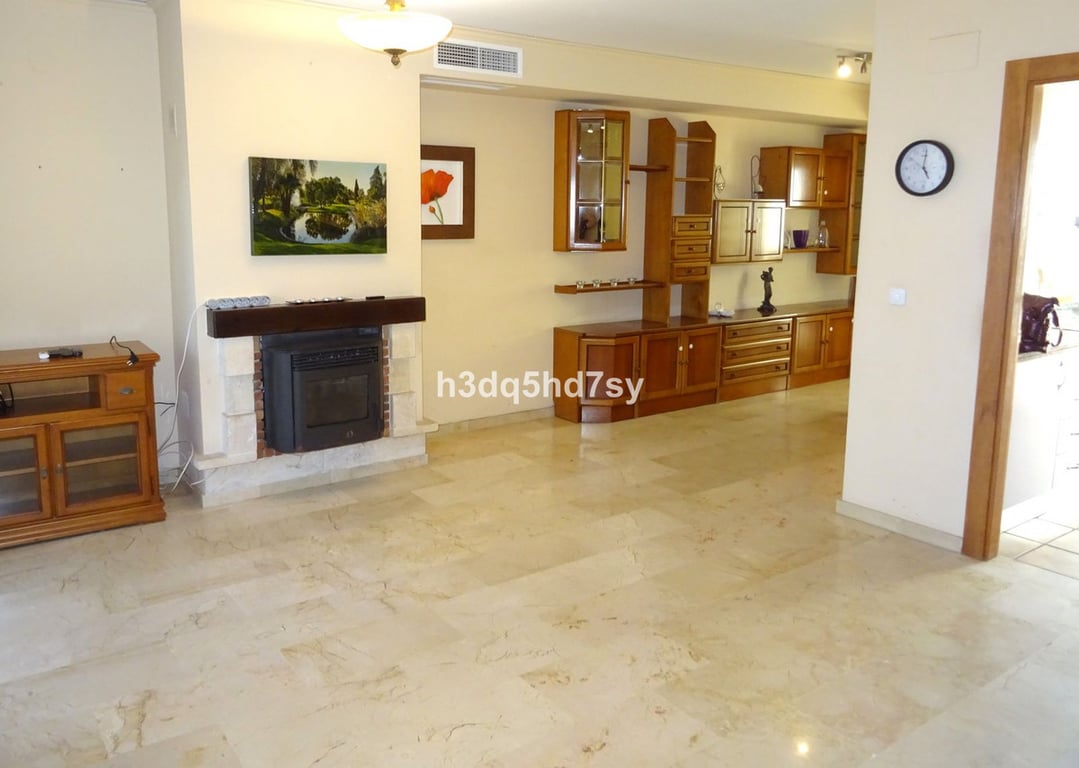 House in Artola - Image 3