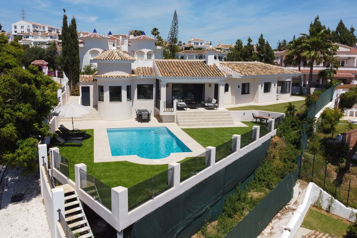 Villa in El Chaparral - Image 3