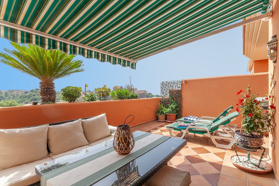 Apartment in Elviria