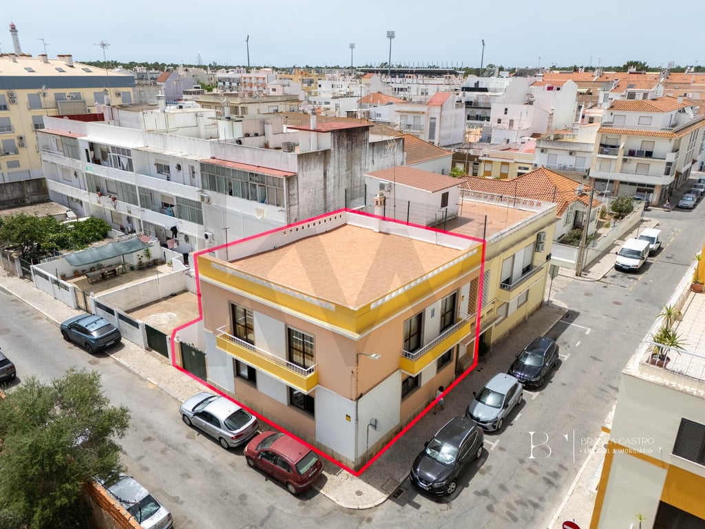 Apartment in Vila Real de Santo Antonio - Image 2