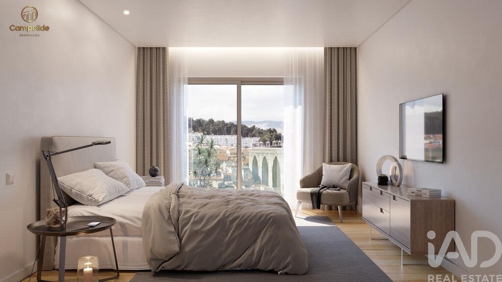 Apartment in Campolide - Image 3