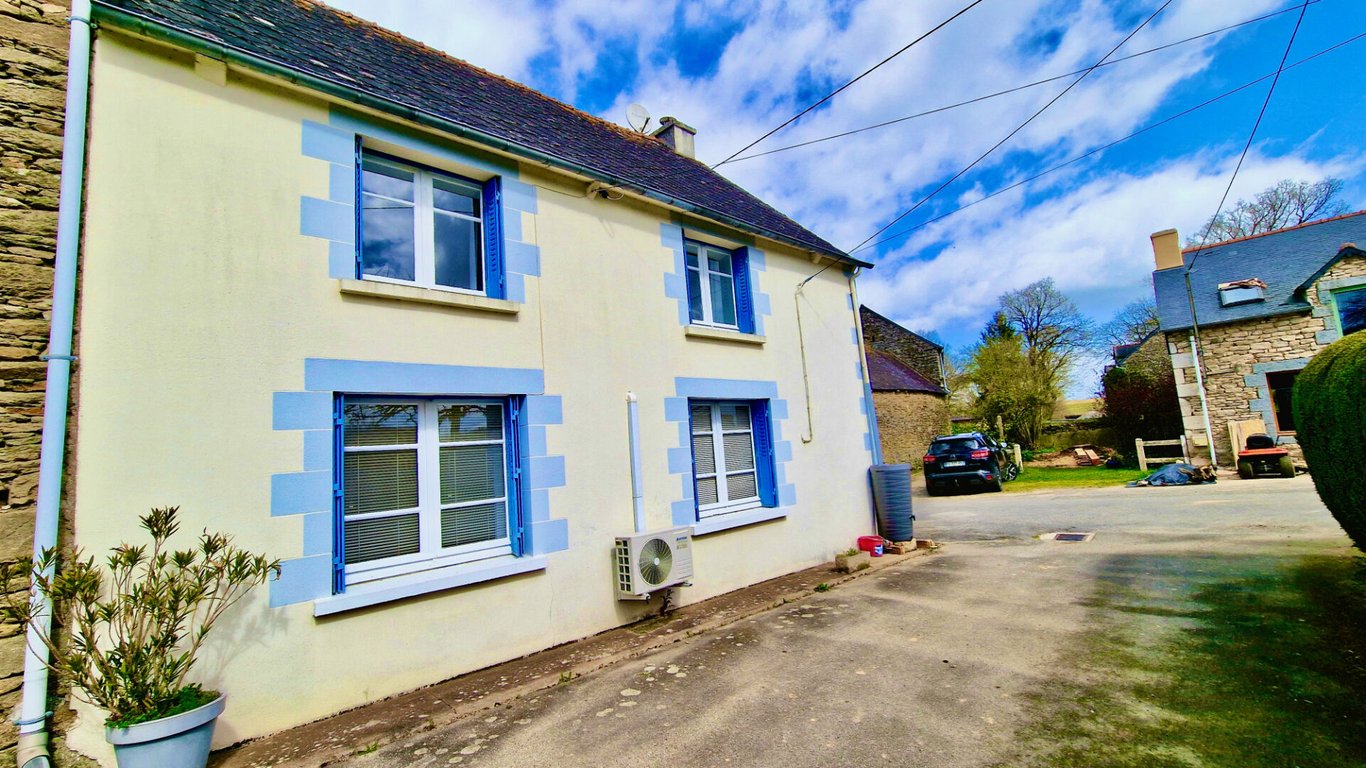 House in Le Mene