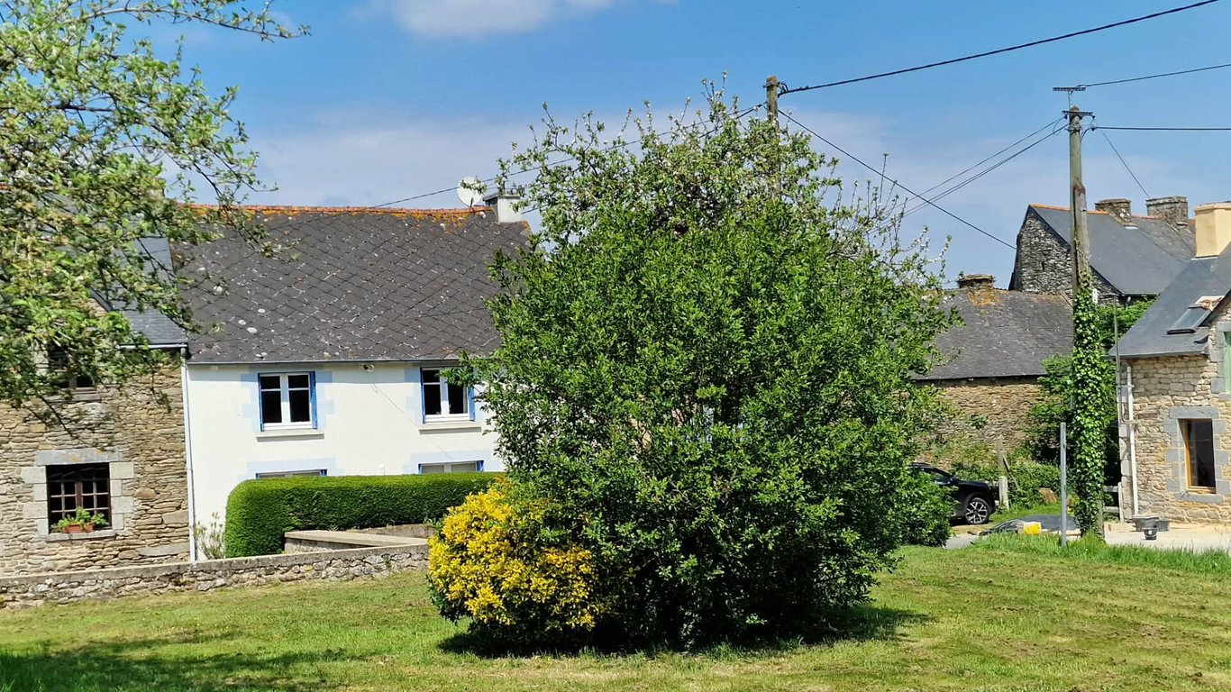 House in Le Mene - Image 2