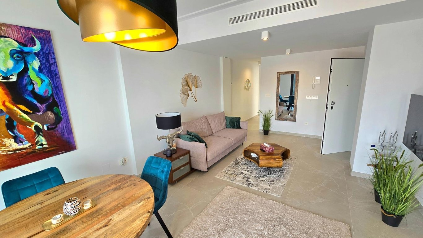 Penthouse in Torrevieja - Image 2