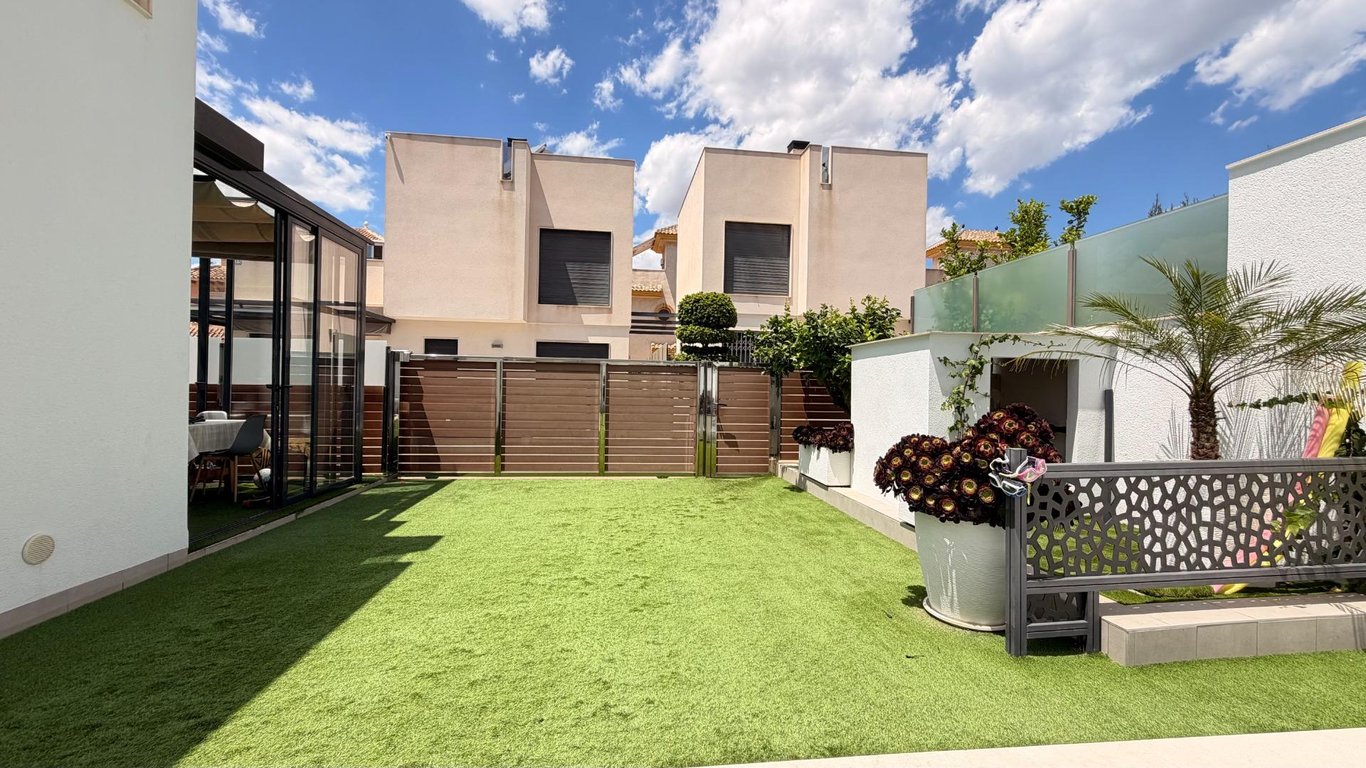 Villa in Torrevieja - Image 3