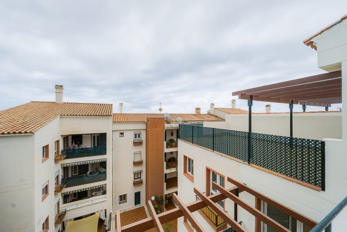 Apartment in Benalmadena - Image 3