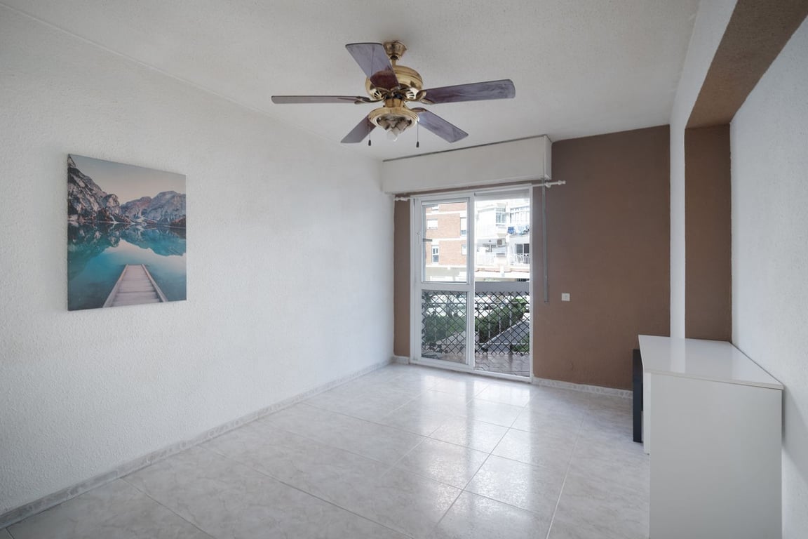 Apartment in Benalmadena Costa - Image 3