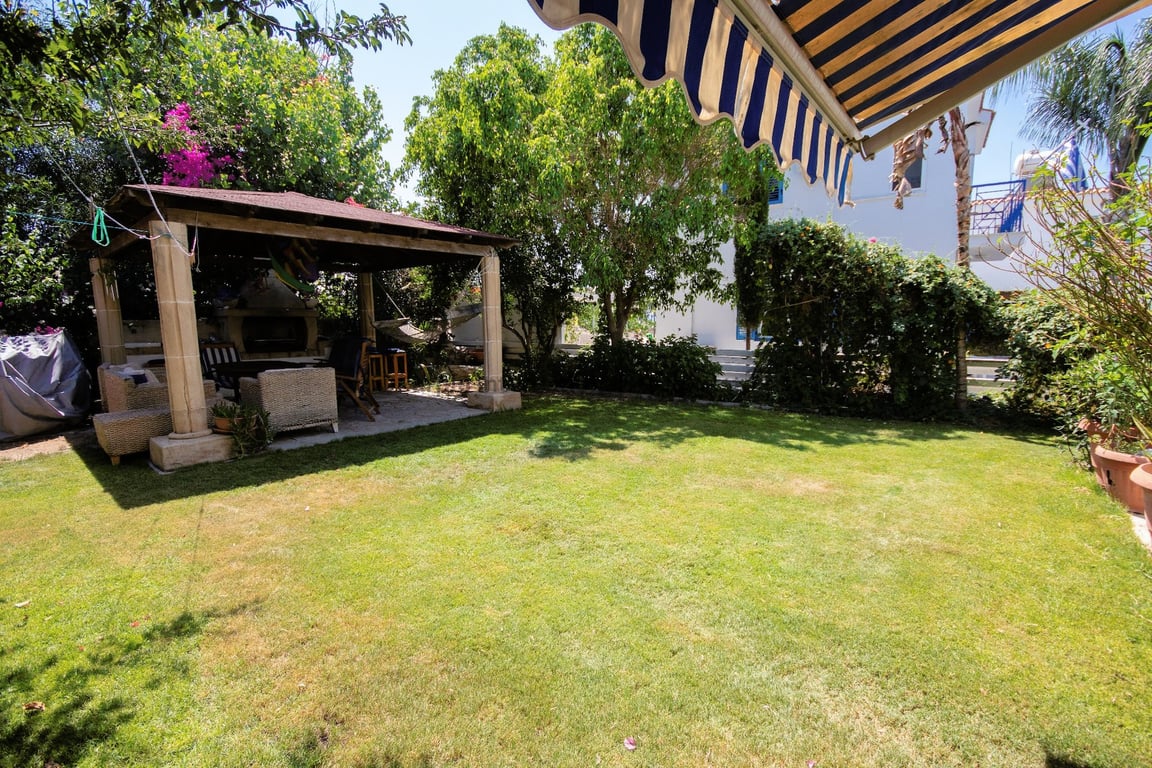 House in Psematismenos - Image 3