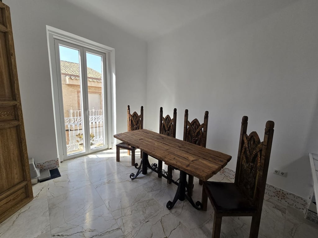 Apartment in Pinoso - Image 3