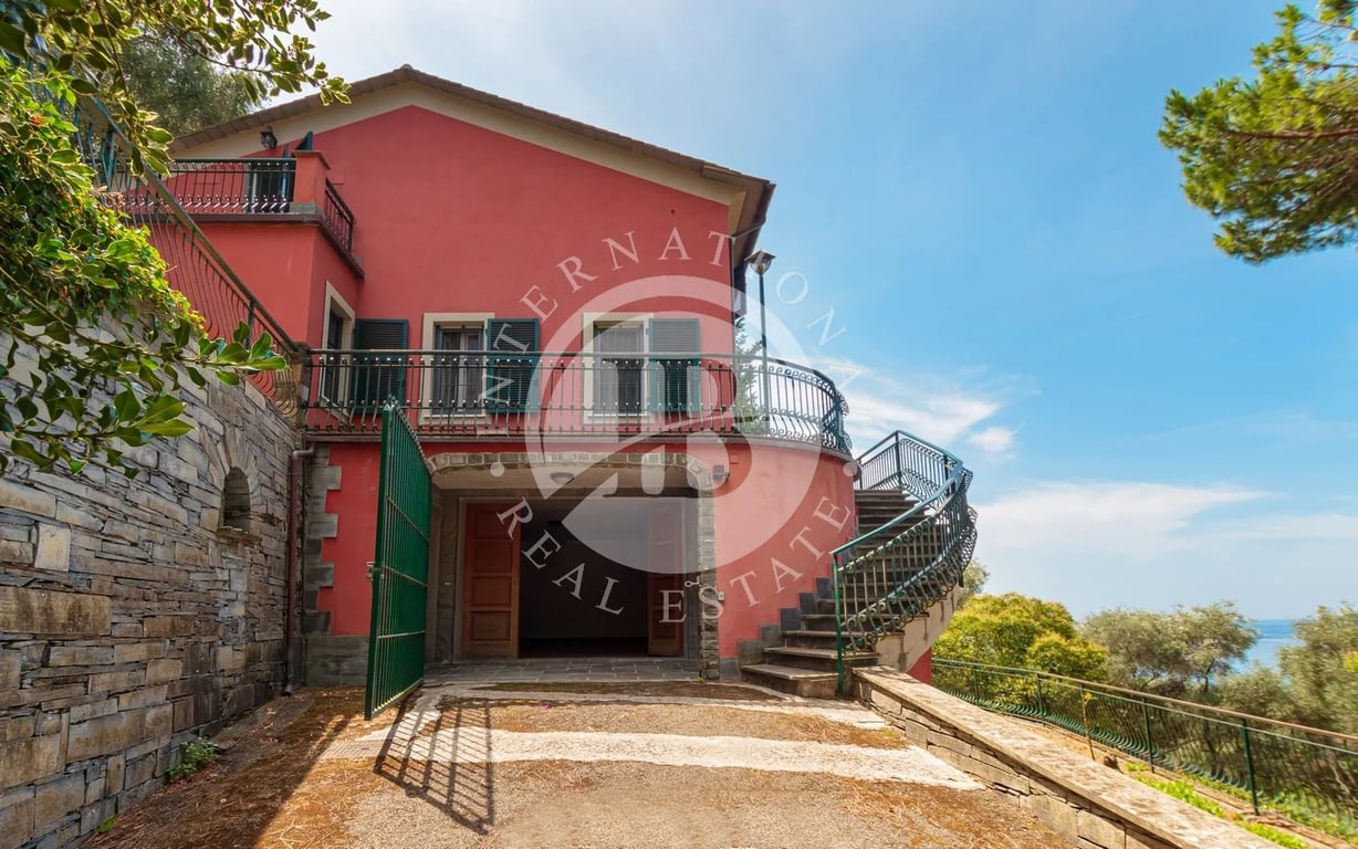 Villa in Lavagna - Image 3