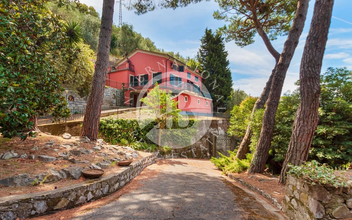 Villa in Lavagna - Image 2
