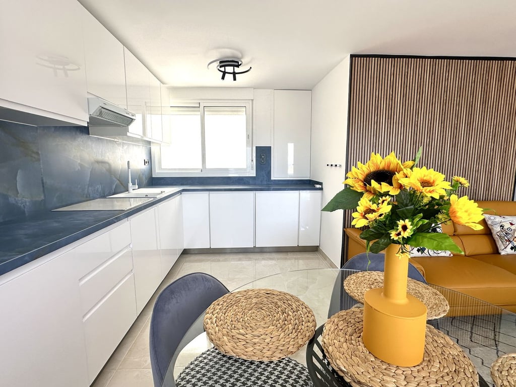 Apartment in Calla de Mijas - Image 3