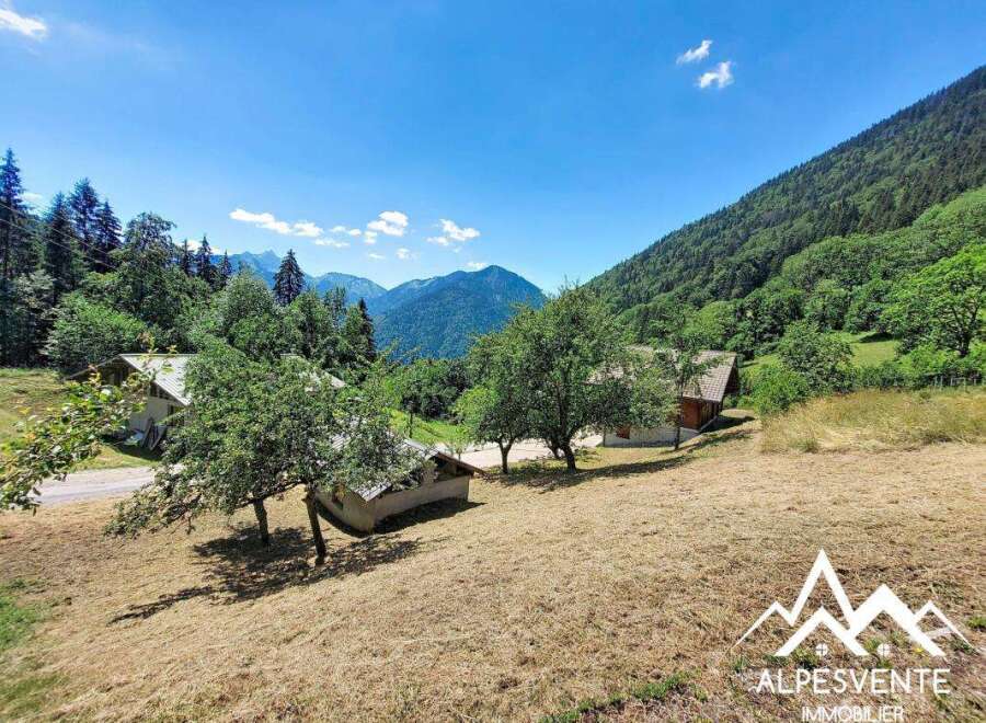 Land in Le Biot - Image 2
