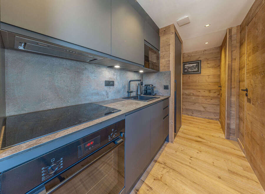 Apartment in Megeve - Image 3
