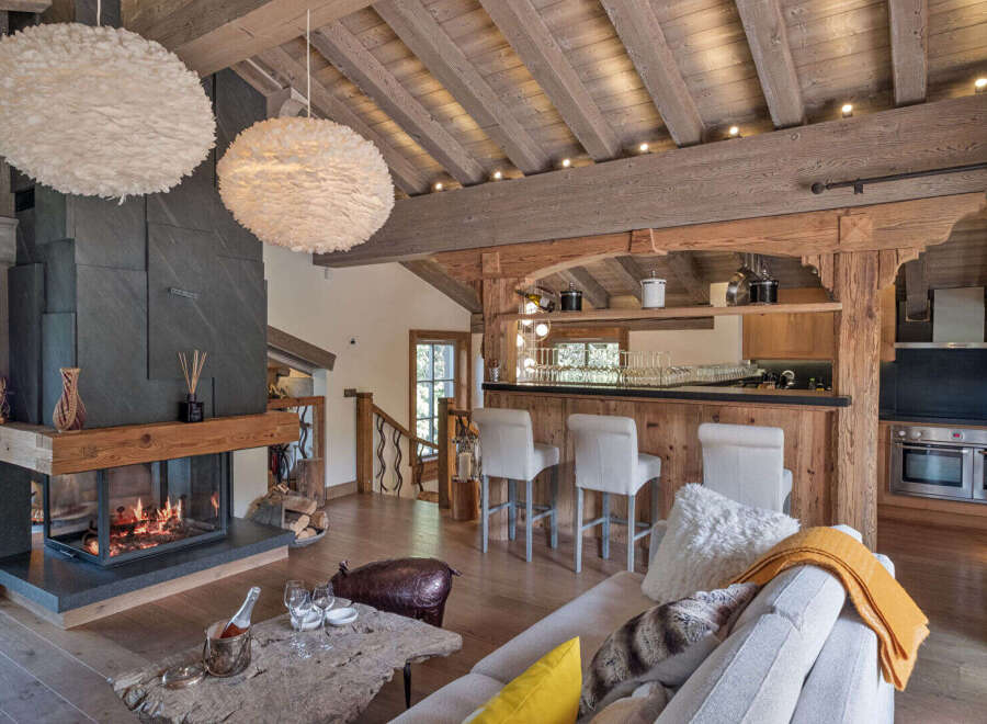Chalet in Courchevel - Image 3